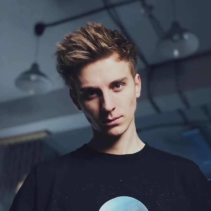 А4 влад 2019. А4 влад 2021. Видео блоггер а4. Блоггер а4 влад. Видео блоггер а4.