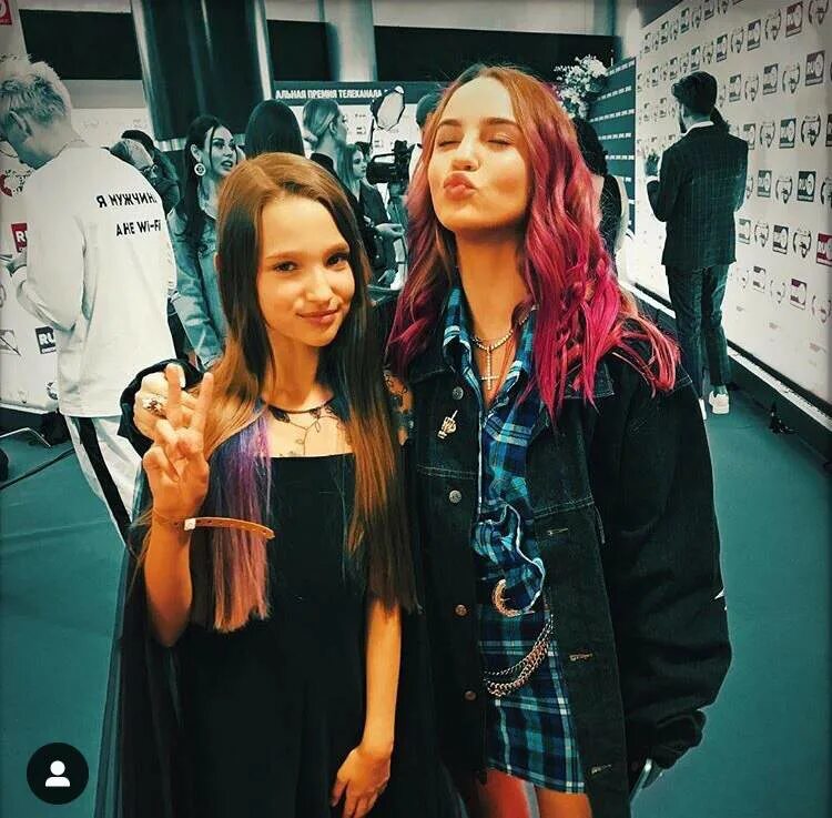 Катя адушкина. Срч вконтакте. Срч сплетни. Срч. Вк паблик сплетни.