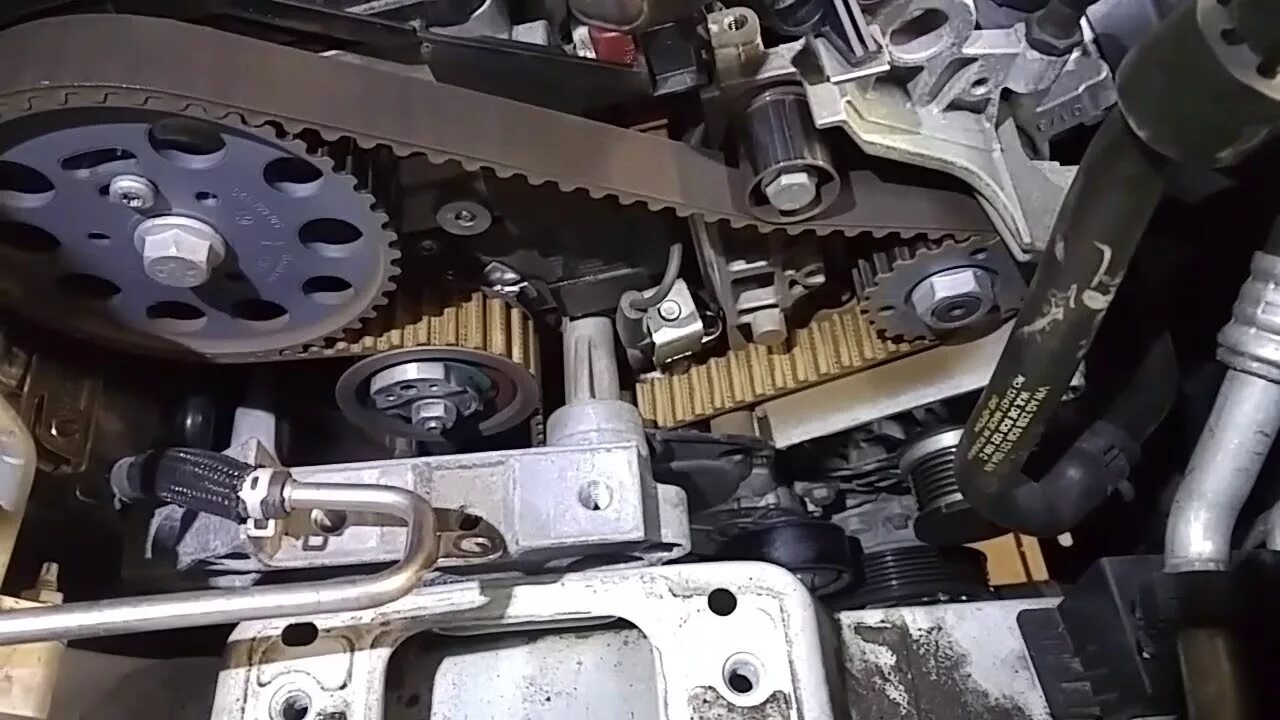 Грм кодиак. Грм vw 2.0tdi. vw 2.0tdi timing belt. vw 1.6 tdi timing belt change. фольксваген гольф 7 ремень грм.