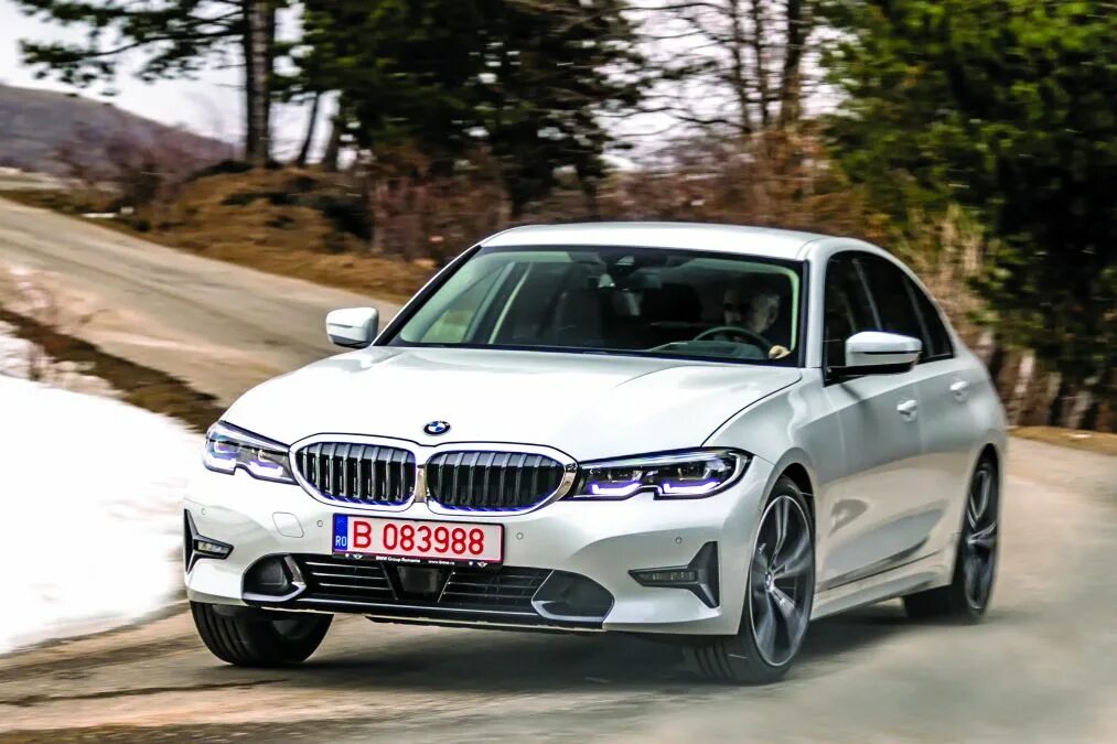 Bmw g20 320d xdrive. Bmw g20. Bmw 320i 2019. Bmw 3 series 2020. Бмв 320d 2019.