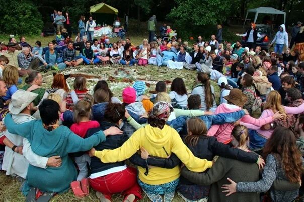 Протока фестиваль фото. Фестивали в самаре. Грушинский фестиваль кришнаиты. Проток фестиваль самара. Протока фестиваль.