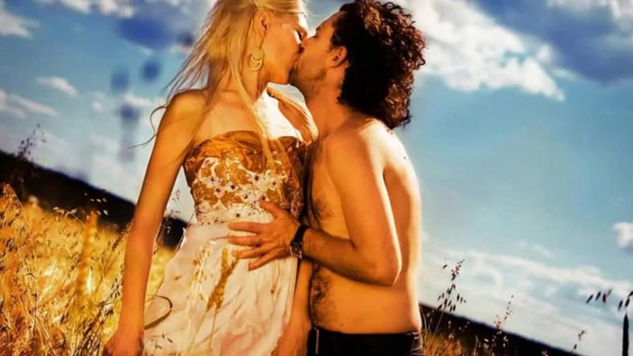 Summer love summer модель. Лето любовь. Песня мое лето любви. Песня мое лето любви. Песня мое лето любви.