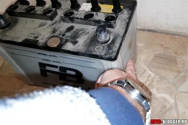 Температура замерзания электролита в акб. Таблица плотности и замерзания электролита. Электролит замерзает. Зависимость плотности электролита от температуры таблица. Таблица плотности и замерзания электролита.