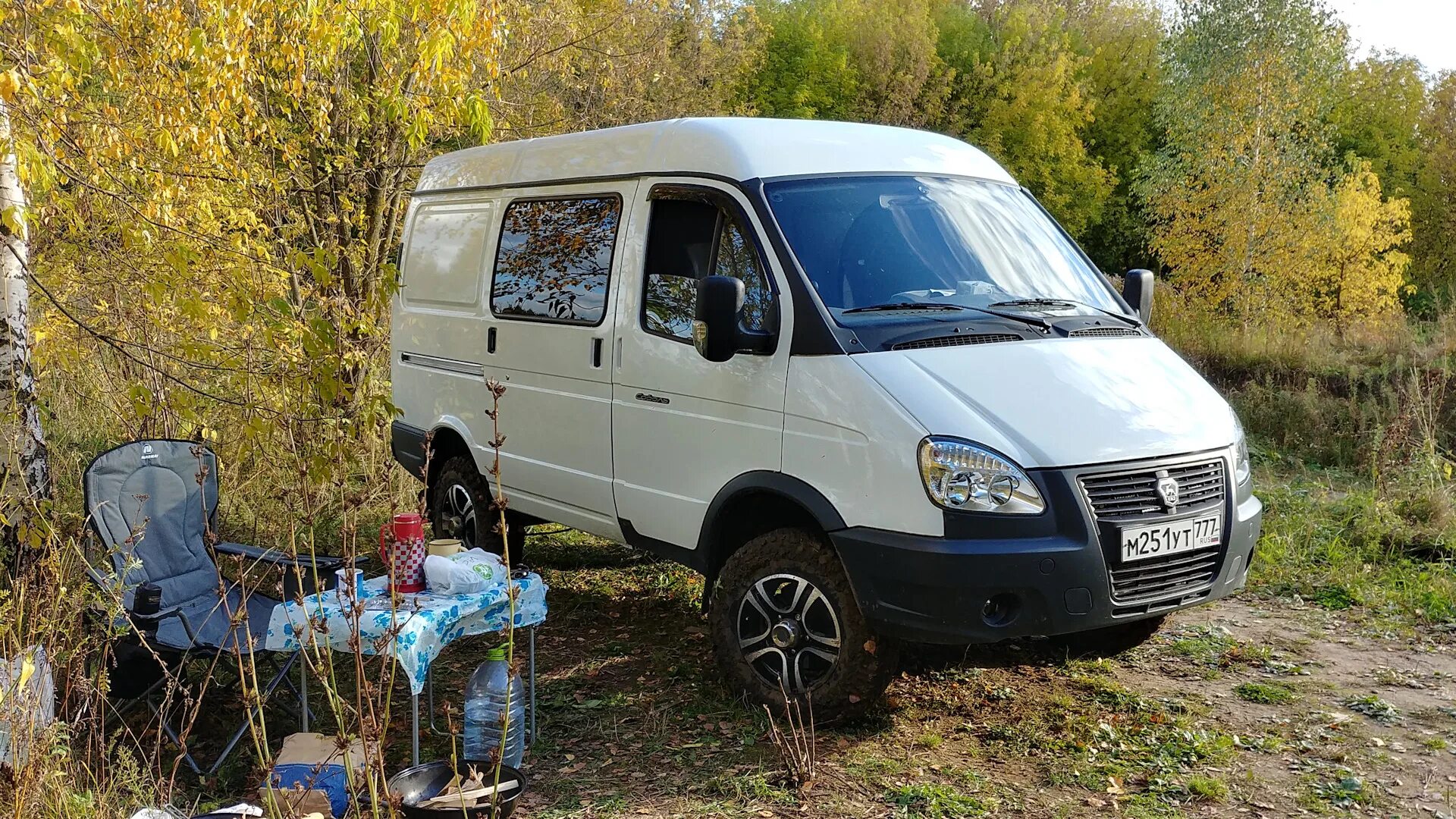 Купить соболь в свердловской. ГАЗ Соболь (2752) Комби. ГАЗ Соболь 2752 4x4. ГАЗ 2752 Соболь бизнес. ГАЗ Соболь Комби 4х4.