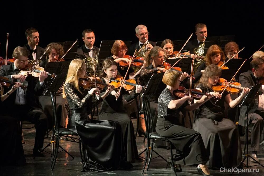 театральный музыкант. театр елены камбуровой. театральный музыкант. театральный музыкант. омский музыкальный театр.