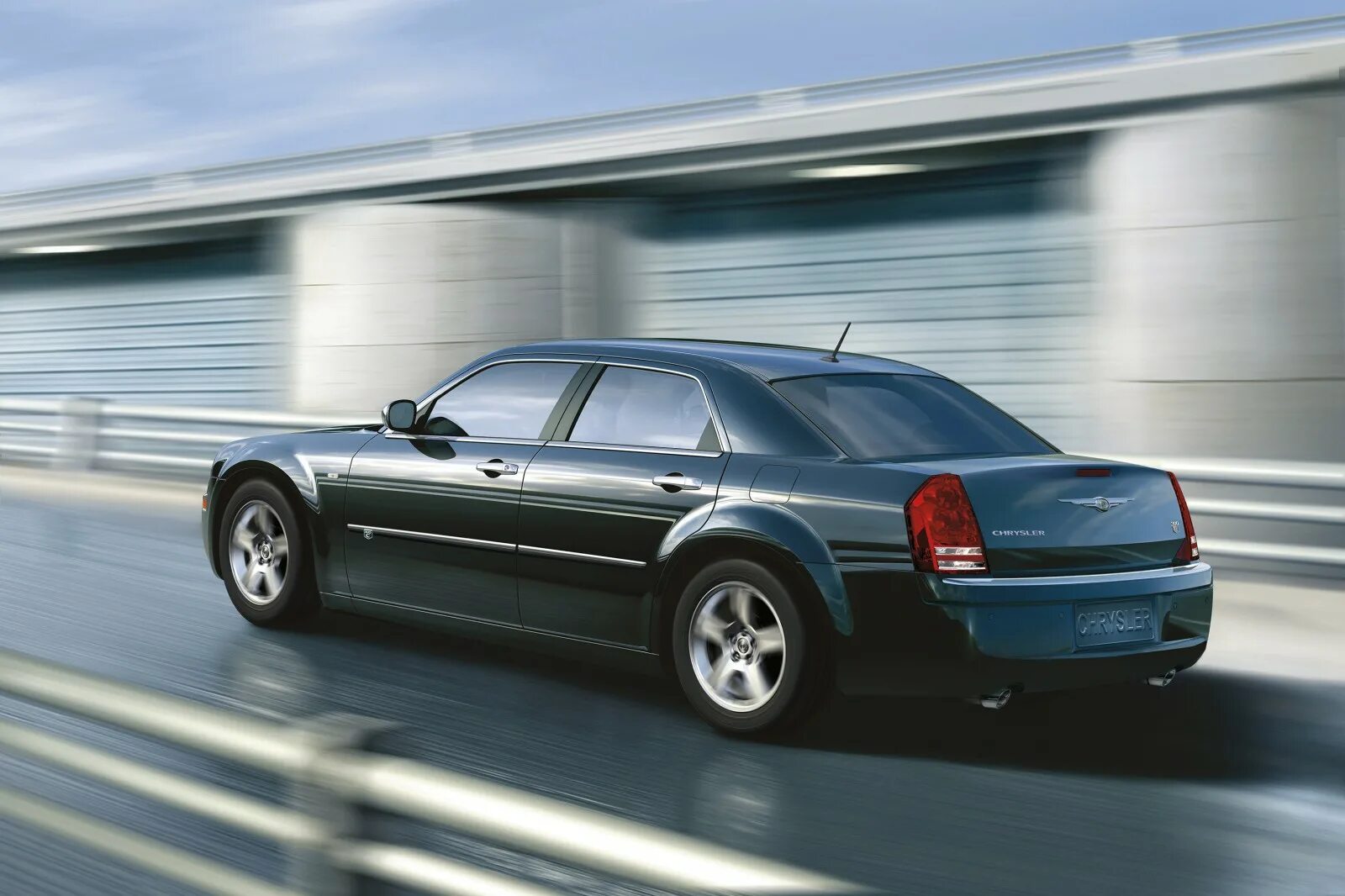 Крайслер виды. Крайслер 300с седан. chrysler 300c 2004. chrysler 300c 2007. крайслер 300c седан.