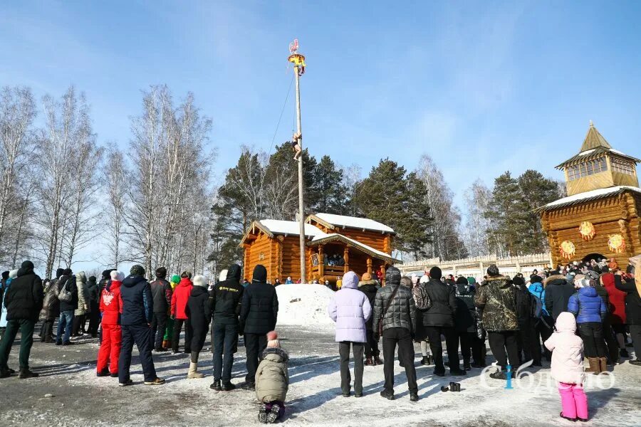 Масленица в кемерово 2024 мероприятия. Масленица в Кемерово. Масленица в Кемерово 2024. Масленица 2023 Кемерово мероприятия. Проводы зимы в 2023 Кемерово парк чудес.