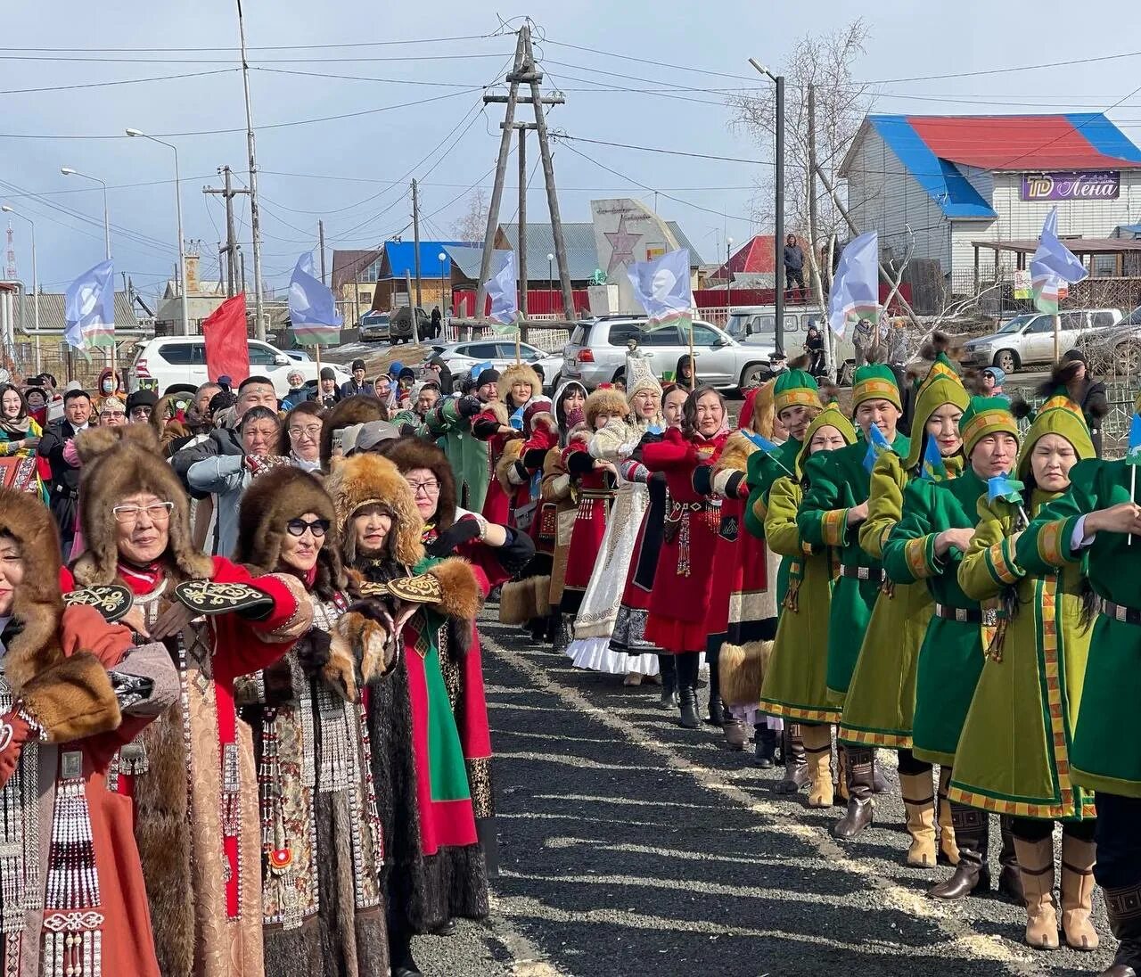 27 апреля в якутии какой праздник. Осуохай Вилюйск. День образования Якутии. С праздником Саха Якутия. Празднование столетия Якутии.