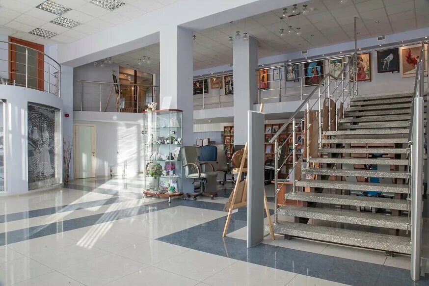 Библиотека книга во времени. Библиотека книга во времени. Книжные полки с книгами в библиотеке. Книги 19 века. Библиотека книга во времени.