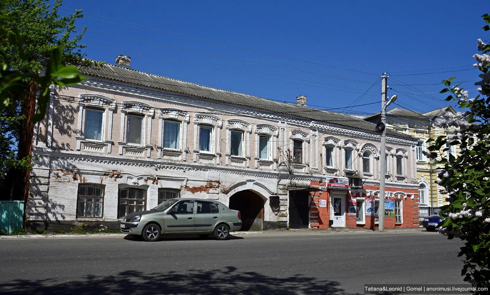 Наримановская новозыбков. Улица наримановская город новозыбков. Новозыбков брянская область население. Магазин стройка новозыбков. Новозыбков фото.