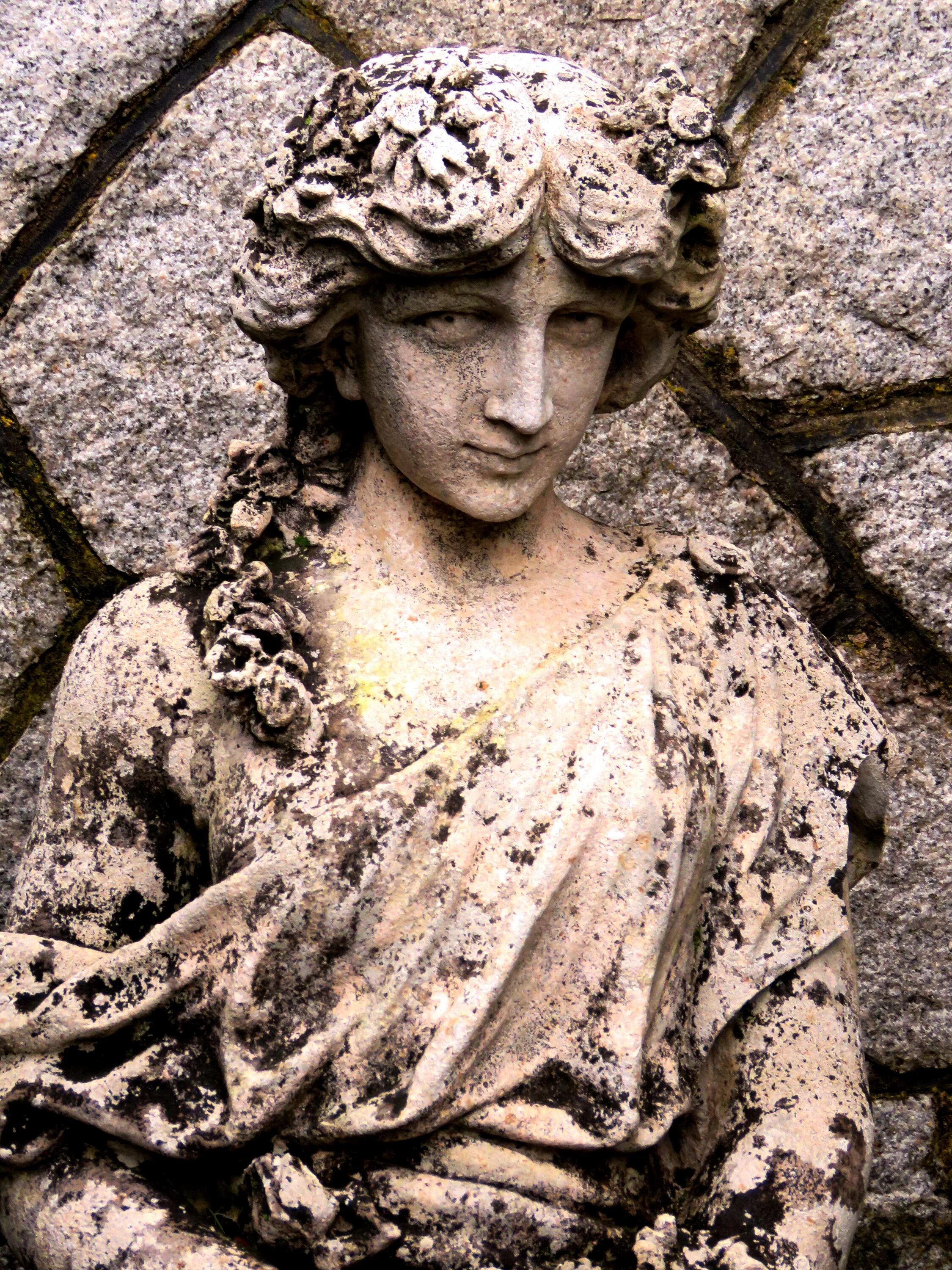 Stone woman. Статуи древней Греции. Античная скульптура. Скульптуры античности женщины. Скульптура древней Греции.