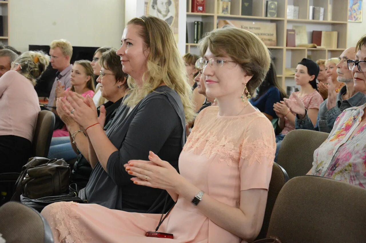 Литературные школы москвы. Школа литературного мастерства Ставрополь.