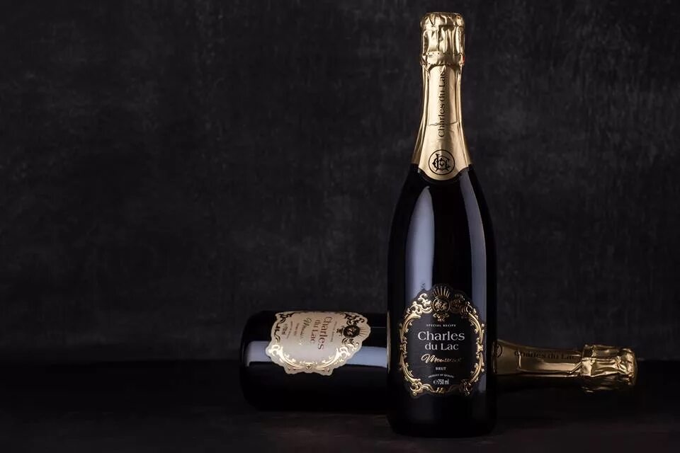 Этикетка игристого вина. Шампанское дизайн. Игристое вино дизайн. Sparkling Wine. Sparkling Wine Label.