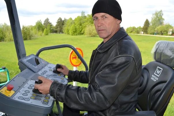 Станция метро ховрино. Олег торбаев руководитель пителинского участка сасовского дрсу. Подъехавши к трактиру. Новости рыбинска. Действия водителя при подъезде к перекрестку.