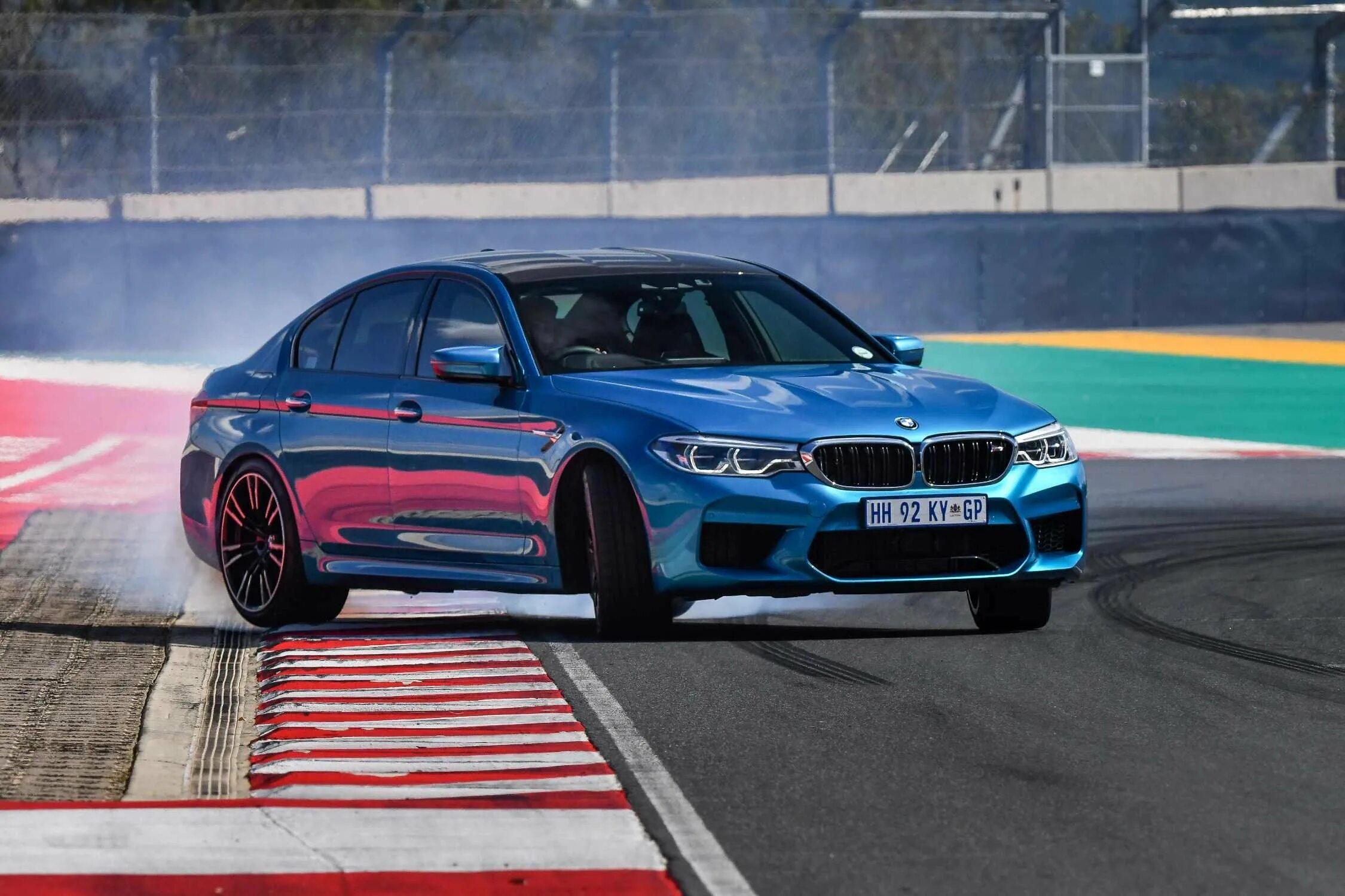 Дрифт на бмв м5 ф90. BMW m5 f90 2018. BMW m5 f90 f. BMW m5 f90 Competition. BMW m5 f90 LCI.