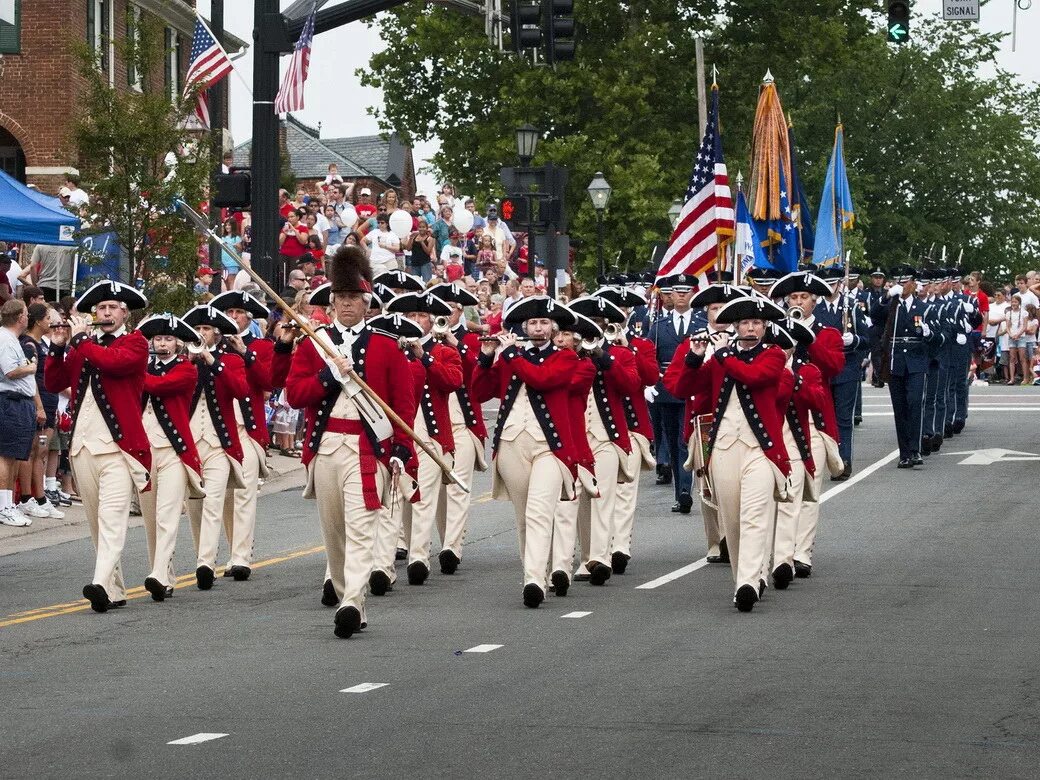 Национальный день сша. День независимости США (Independence Day). Американские праздники. Парад в Америке. Празднование дня независимости в США.