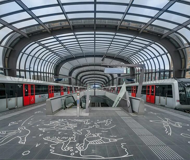 Станции метро в амстердаме. Метро амстердама. Станции метро в амстердаме. Метро амстердама. Вагоны метро альстом.