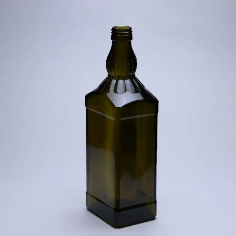 Стеклянные бутылки темная. Бутылка маэстро 0.75. Бутылка четырехгранная 0, 75. Стеклянная бутылка. Прямоугольная бутылка.