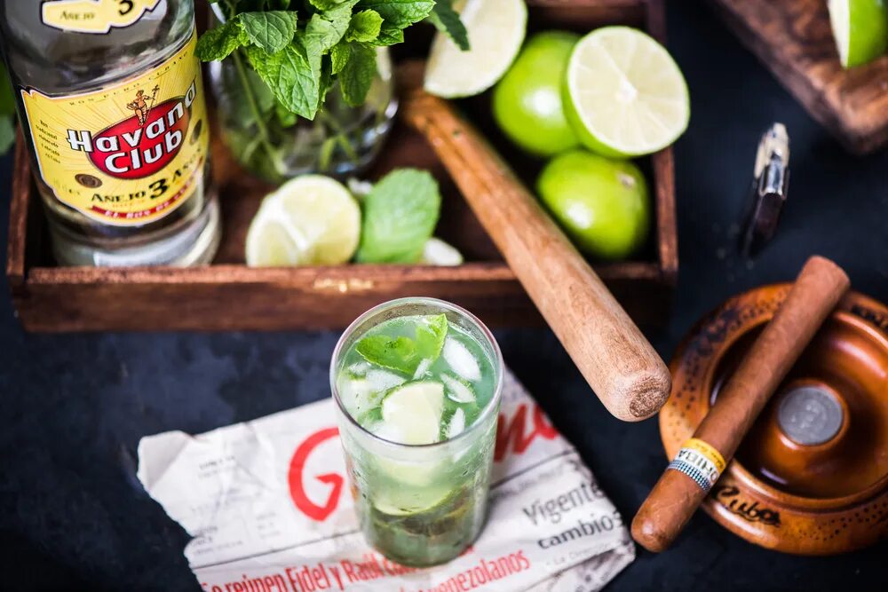 Буканьеро кубинский напиток. Havana 29 - Мохито. Cohiba rum Cuba. Кубинский Ром и сигары фото.