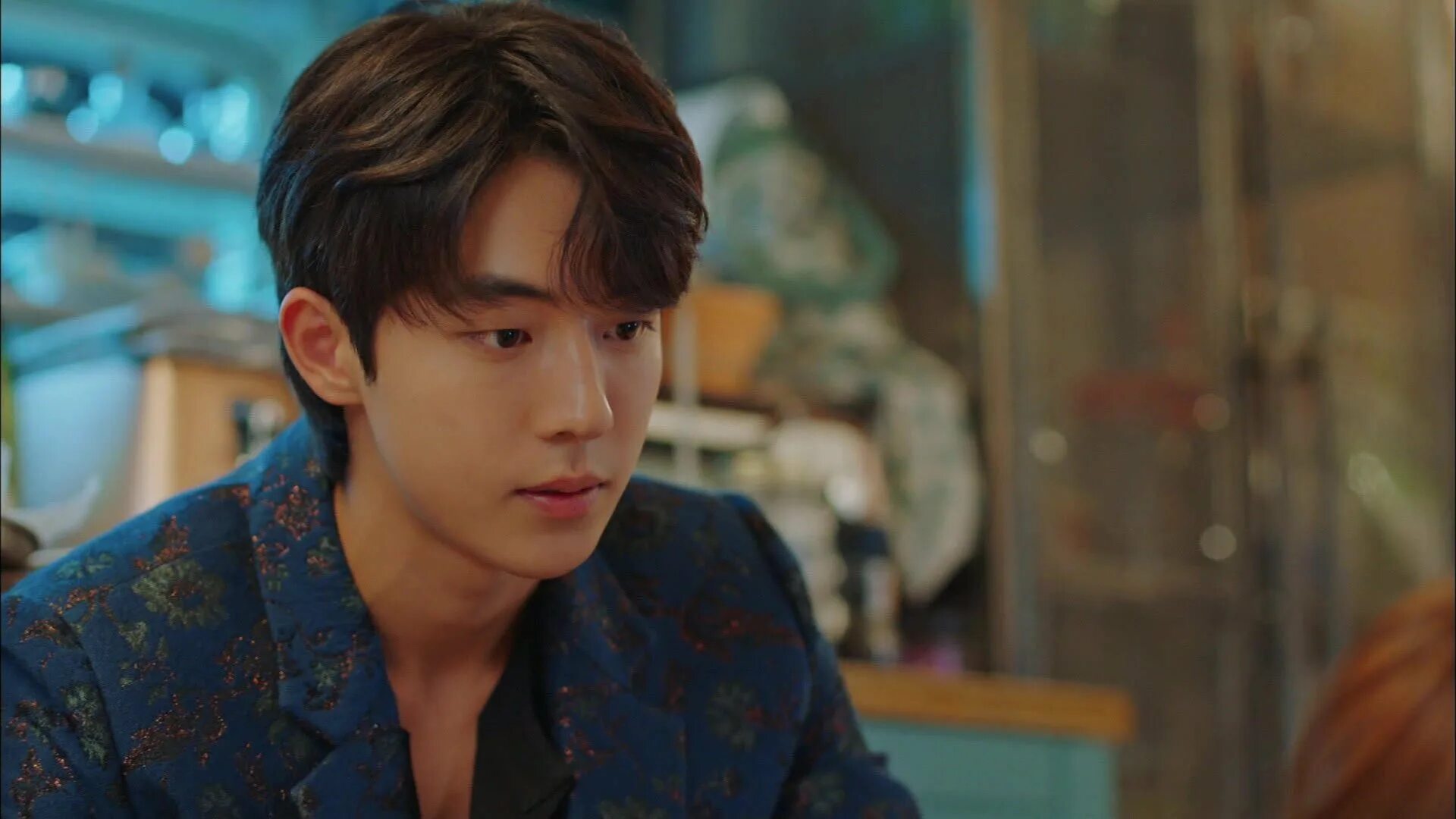 Хабек кланяется катару. Невеста речного бога хабэк. Свадебные обряды в китае. Хабек в китае. Хабэк дорама.