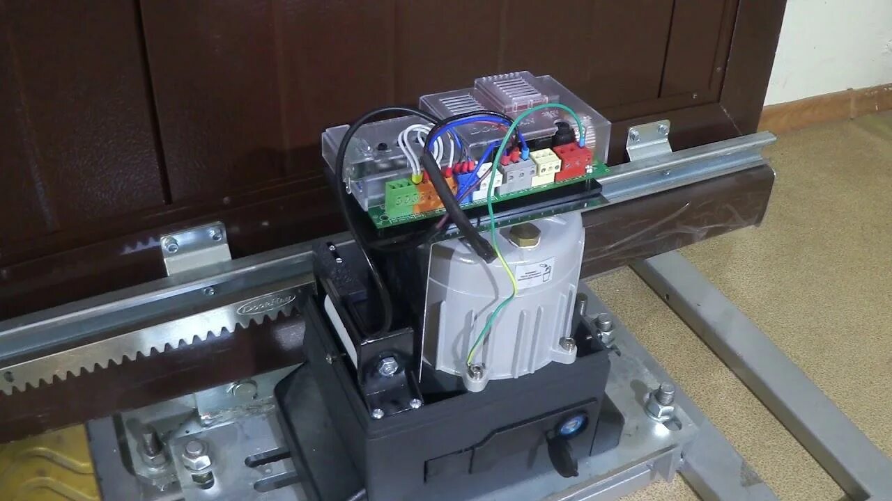 Дорхан 800 для откатных ворот. Привод doorhan sliding-2100. привод дорхан sliding 1300. привод для откатных ворот дорхан 1300. привод для откатных ворот дорхан 800.