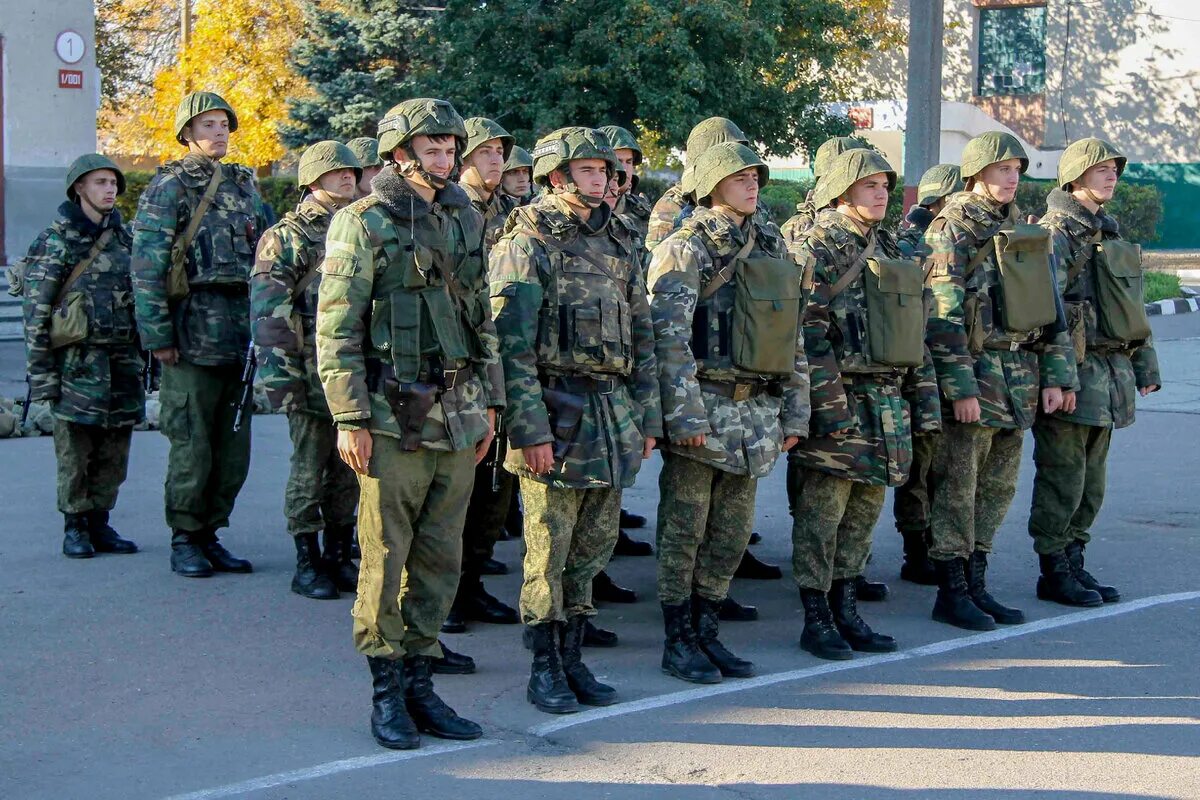 Военная деятельность. Солдат вс РФ. Повседневная деятельность военнослужащих. Боевая деятельность военнослужащих.