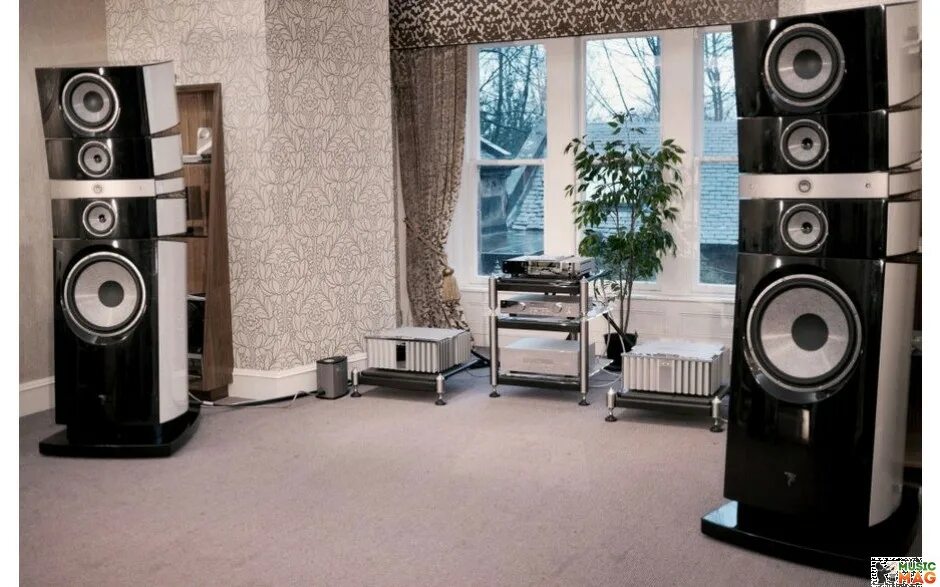 Focal grande utopia em. Колонки focal grande utopia. focal utopia акустика. grand utopia focal акустика.