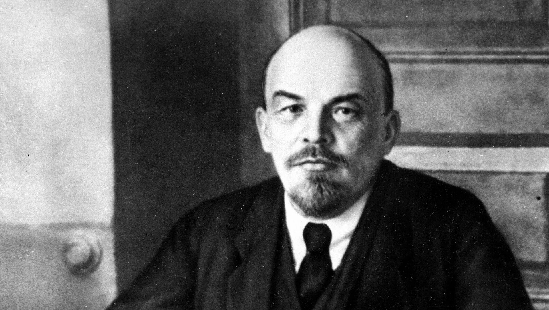 Ленин слоним. Ленин 1914.