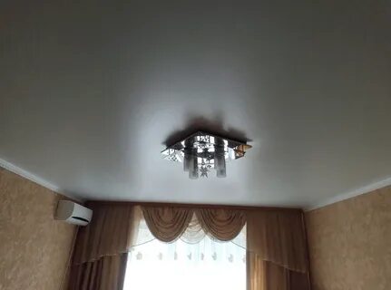 Матовый потолок в зал