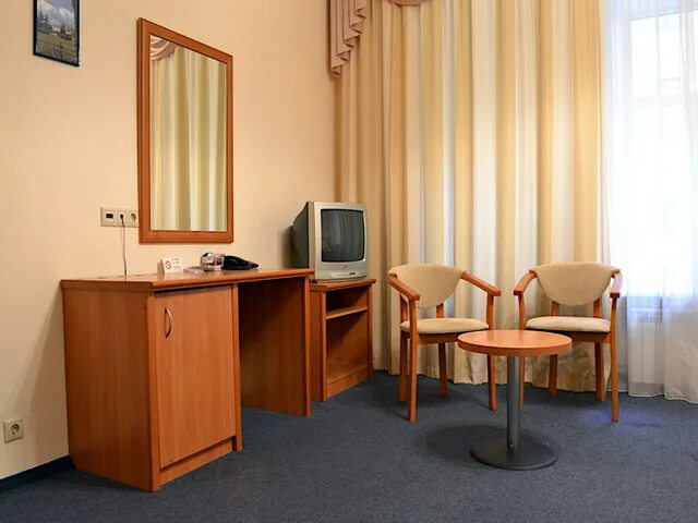 Гостиницы санкт петербурга около метро. Марата 30 гостиница. марата 13 санкт-петербург гостиница. гостиница космос питер. двухместный номер в гостинице санкт-петербурга.