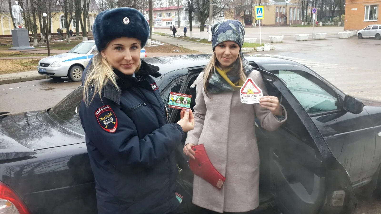 Сотрудники ДПС Смоленск. Госавтоинспекция Смоленской области. Юный пассажир акция ГИБДД. ГАИ Починок Смоленская область. Телефон гибдд смоленск