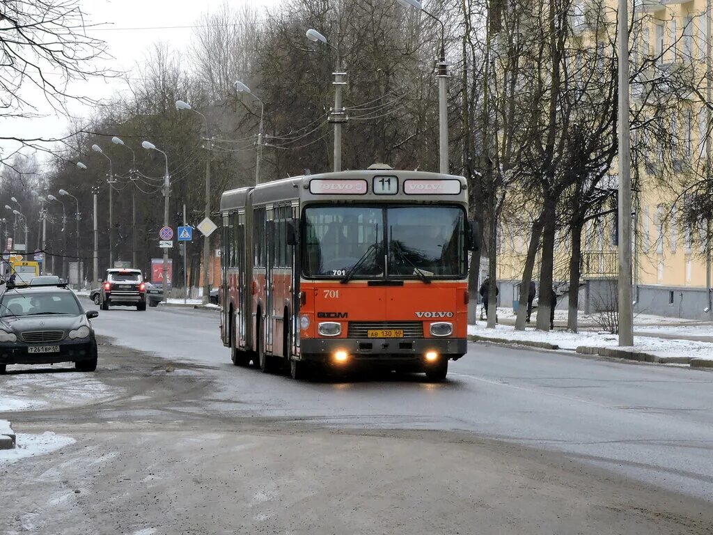 Городские автобусы Псков. Транспорт Псковской области. Нарва общественный транспорт новый. Псковский Автобусный парк.