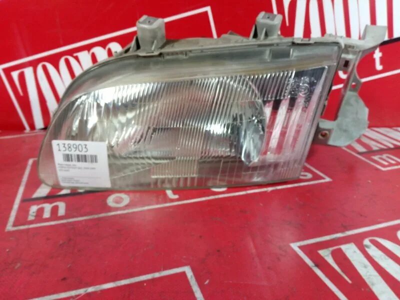 Honda odyssey фары. Honda odyssey 1997 задняя левая фара. Хонда элемент фары. Стекло фары honda odyssey ra6. Фары главного света хонда одиссей 2003 кузов ra-6.