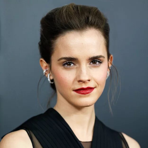 Дженнифер лоуренс фото. Слитые актрисы. Белла торн грудь. Знаменитости эмма уотсон. Слитые актрисы.