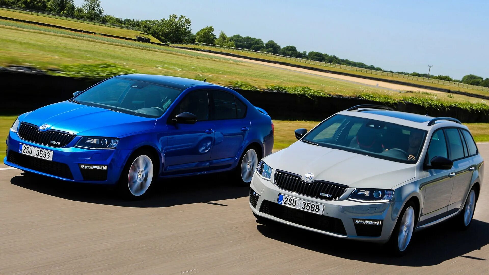 Škoda octavia rs характеристики. Skoda Octavia RS 2013. Skoda Octavia RS 2014. Skoda Octavia RS Combi 2014.