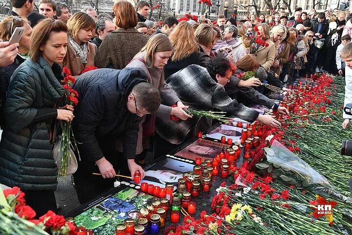 Акция в память о погибших в теракте. День памяти жертв терроризма.