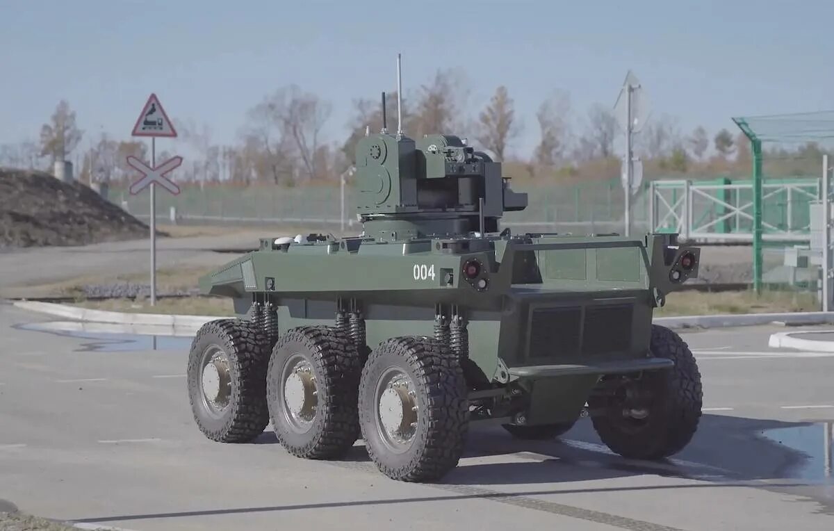 Российские боевые роботы. Робототехническая платформа "маркер". Робот маркер. Боевые роботы. Боевая робототехническая платформа "маркер".