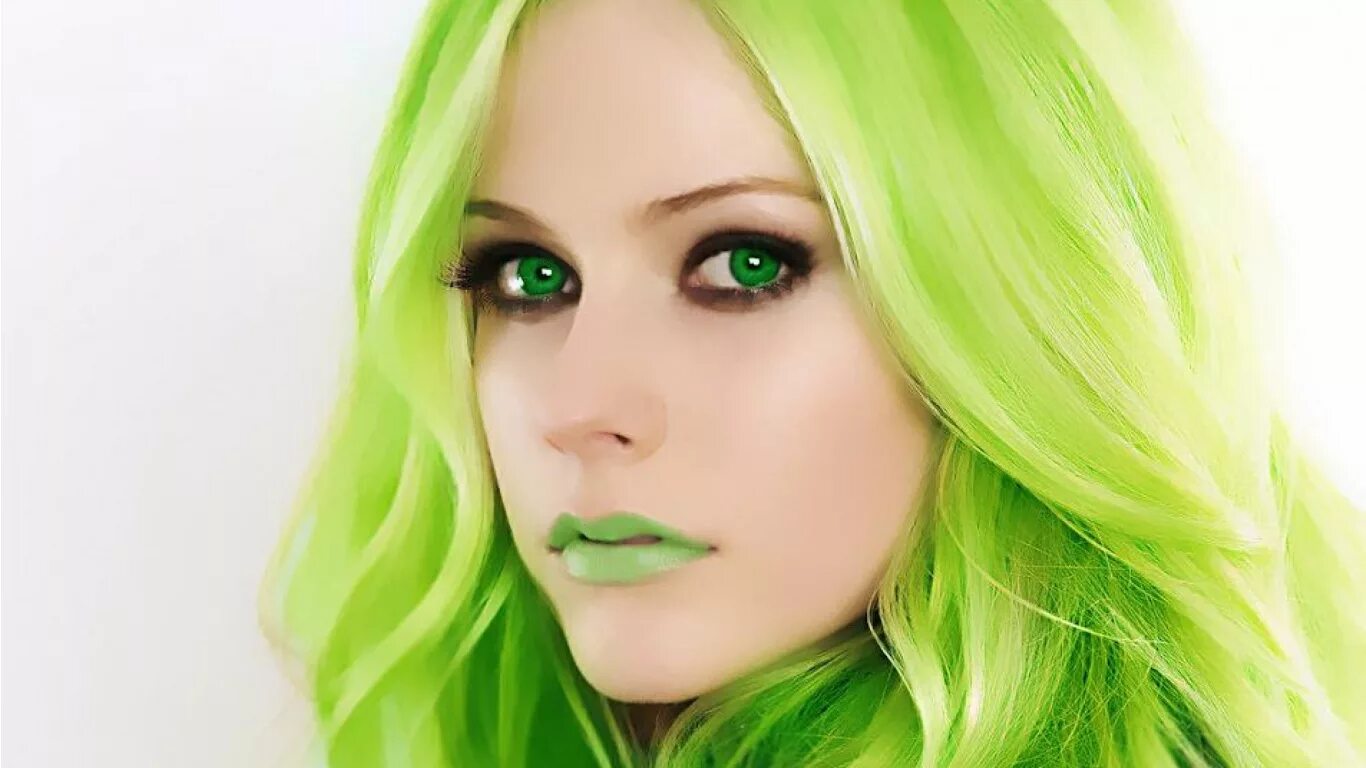 Аврил лавин фото с зелеными волосами. Девушка с зеолёным и волосами. Билли айлиш певица с зелёными волосами. Лиана из дрим тим с зелеными волосами. Лиана дрим тим.