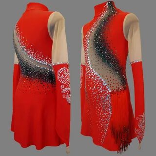 Красное платье для фигурного катания