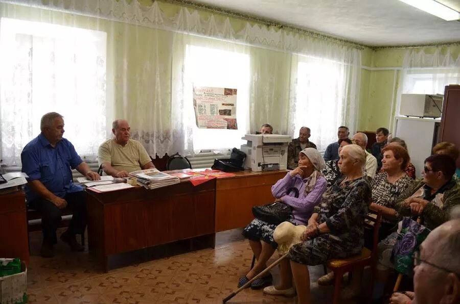 Погода волгоградская область старополтавский район село. Администрация Старополтавского района Волгоградской области. Село Белокаменка Волгоградская область Старополтавский район. ДДТ Старополтавский район. Дети войны в Волгоградской области.