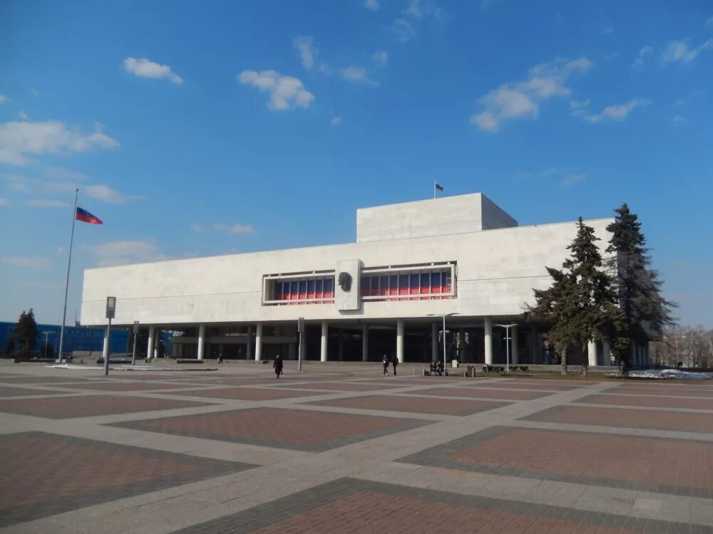 Сайт мемцентра ульяновск. Ульяновский музей-мемориал в. и. ленина ульяновск. ленинский мемориал ульяновск. музей мемориал ленина ульяновск. ленинский мемцентр ульяновск.