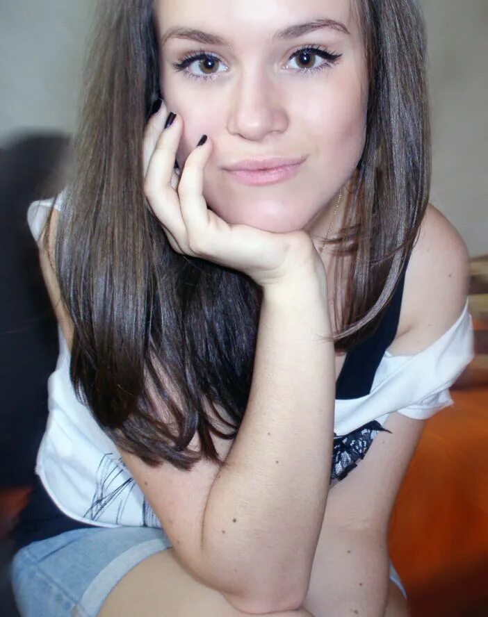 Дев 17. Девочка 17 лет. девушка 17 лет. симпатичная девушка 17 лет.