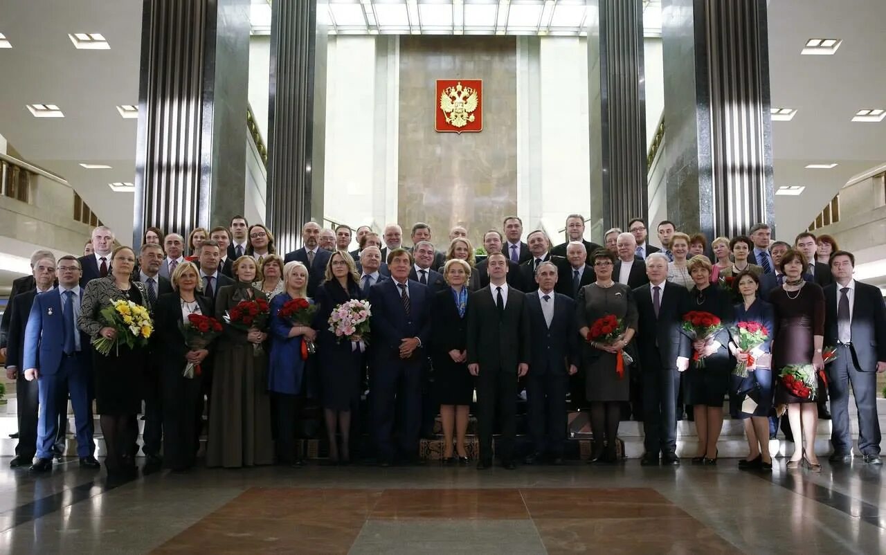 Популярный преподаватель. Премия правительства лучший педагог дополнительного образования 2024. Награждение педагогов. Педагог в школе. Премия правительства лучший педагог дополнительного образования 2024.