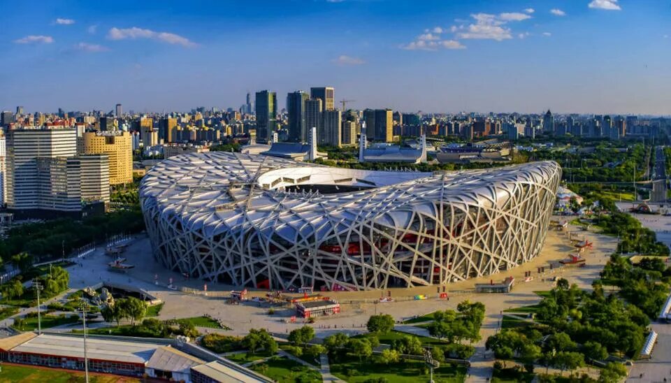 Национальный стадион в пекине 2008. Пекинский национальный стадион птичье гнездо. Стадион птичье гнездо. Стадион в китае птичье гнездо. Олимпийский стадион в пекине птичье гнездо.