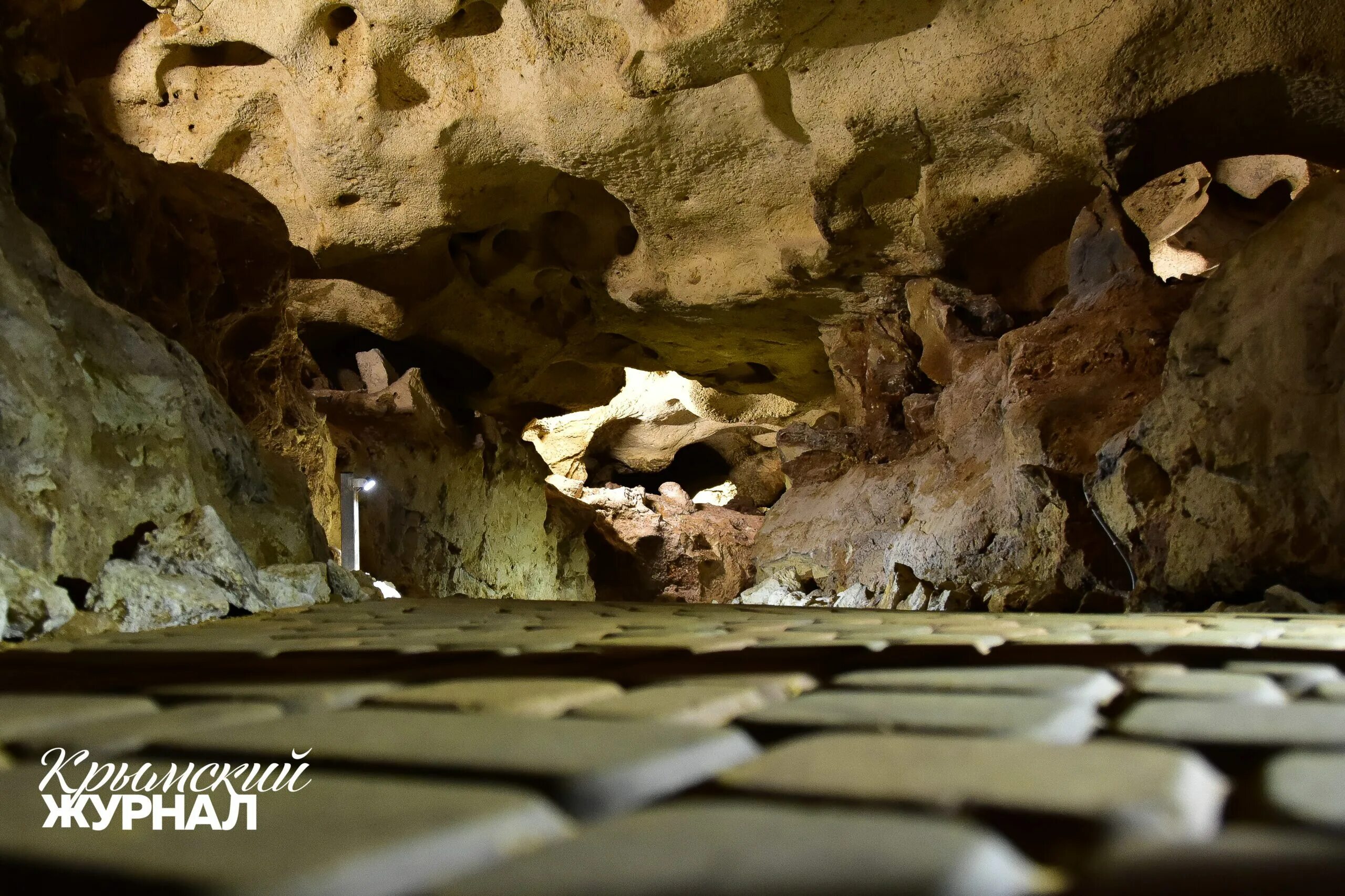 Пещера таврида экскурсии. Пещера Таврида в Крыму. Зуя пещера Таврида. Таврида симф пещера. Новая пещера Таврида.