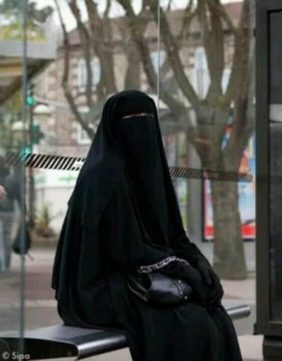Wanna be like this one day ☺ Niqab, Hijab fashionista, Arab girls hijab