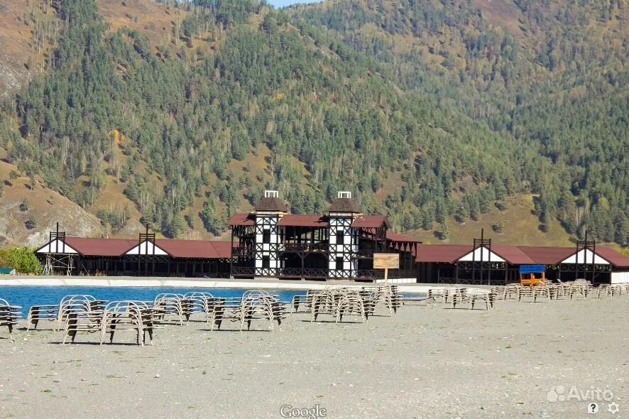 Пляж рублевка горный алтай. Озеро рублевка чемал. Рублевка на горном алтае. Элекмонар рублевка горный алтай. Рублёвка горный алтай.