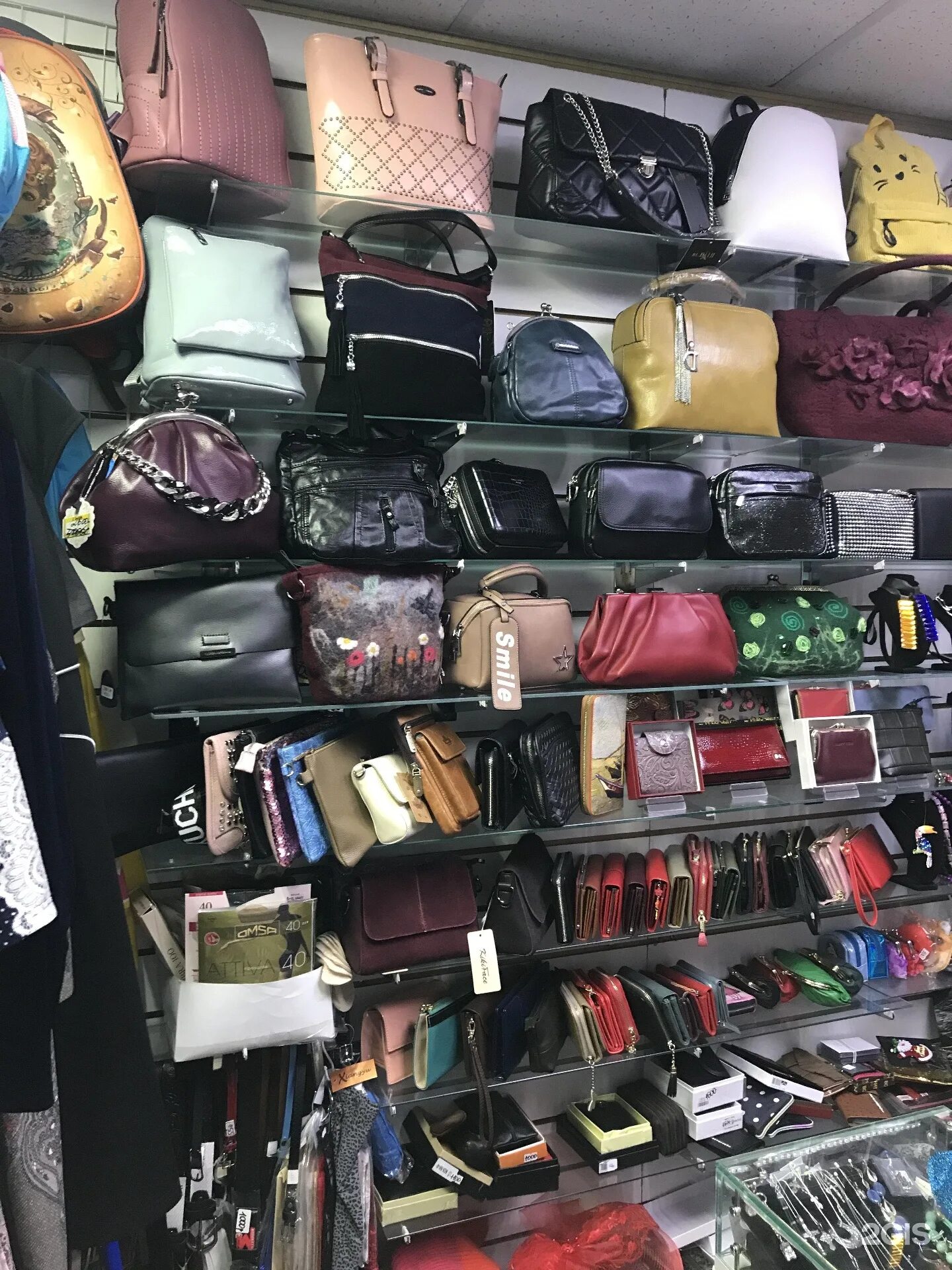 Буденновский 93 295 ростов. Магазин сумочка ростов на дону. лофт проект этажи магазин сумок и портфелей. марал магазин сумок. брселлино магазин сумок.