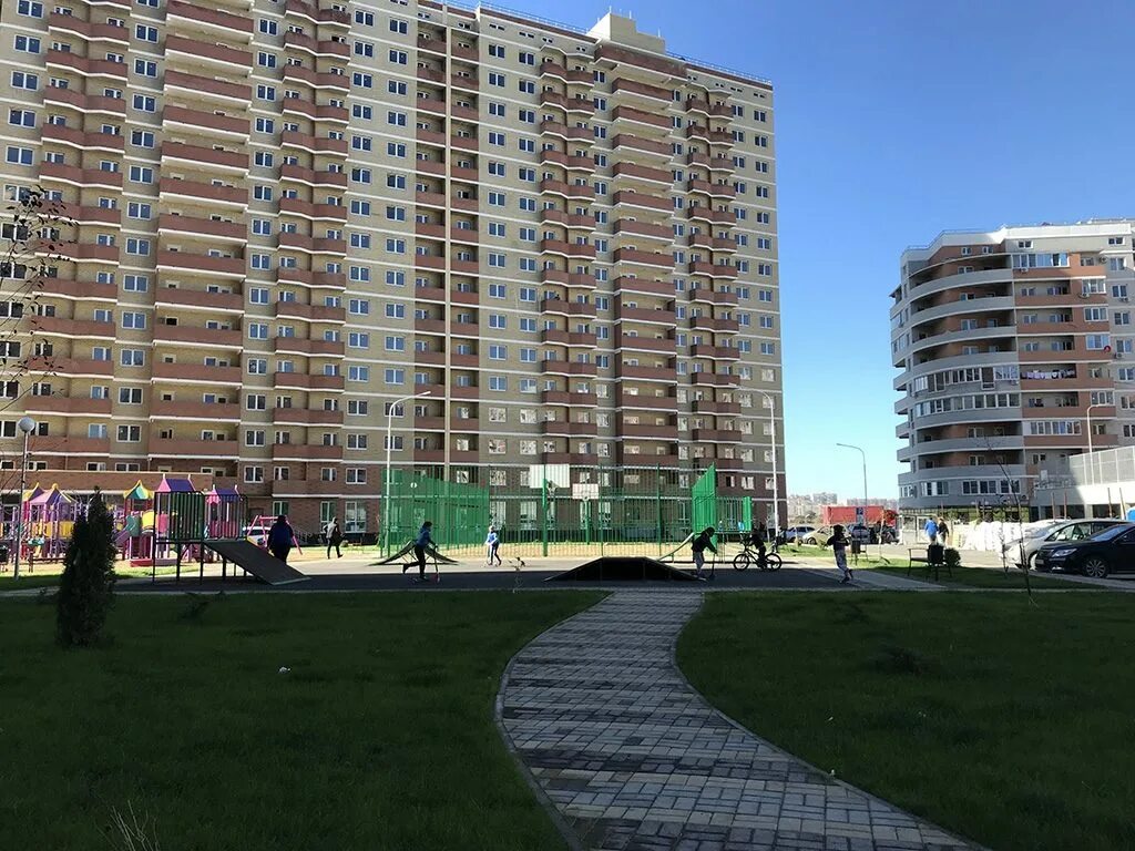 Прикубанский р. Жк видный краснодар. р-н прикубанский ул. командорская 8 краснодар. дома на командорской краснодар.