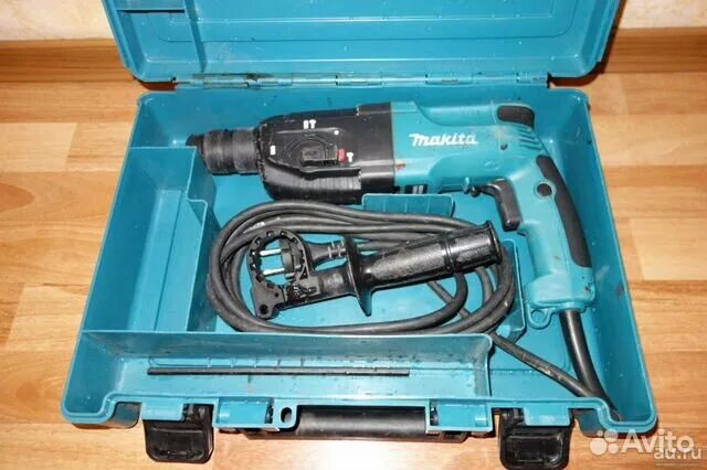 Перфоратор б у купить. Перфоратор Makita hr2450. Перфоратор Makita HR 5210 C. Макита 2450. Перфоратор Макита 2450 б/у.